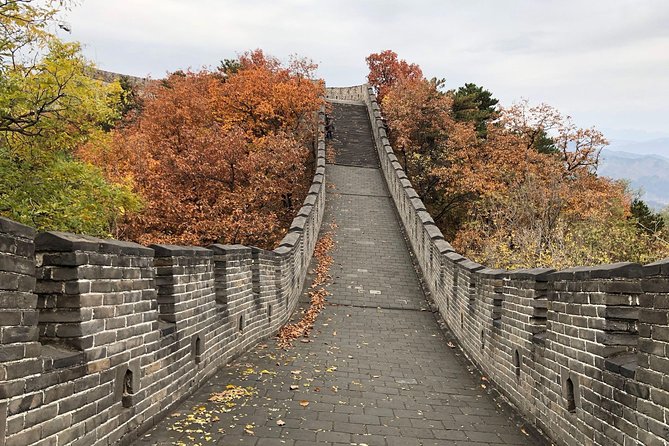 2-Day Beijing Sightseeing Highlights Combo Package with Lunch - Summer Palace, Kunming Lake, and royal gardens