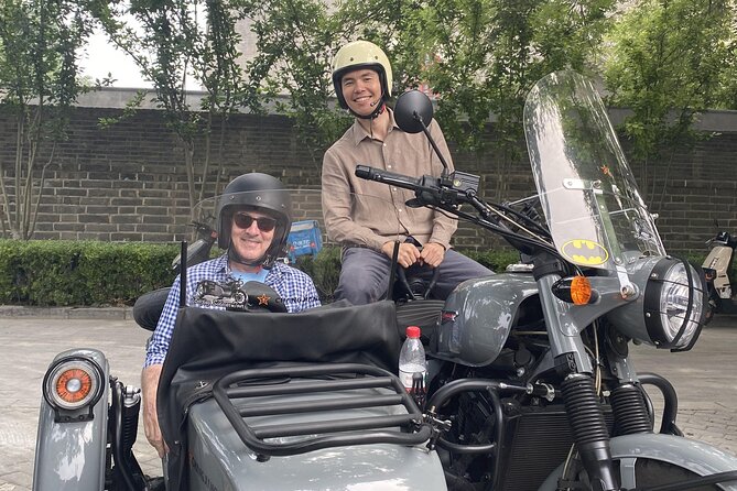 2-Hour “Ancient & Modern” Beijing Sidecar Tour (Day /Night) - What the equipment and extras mean on the road