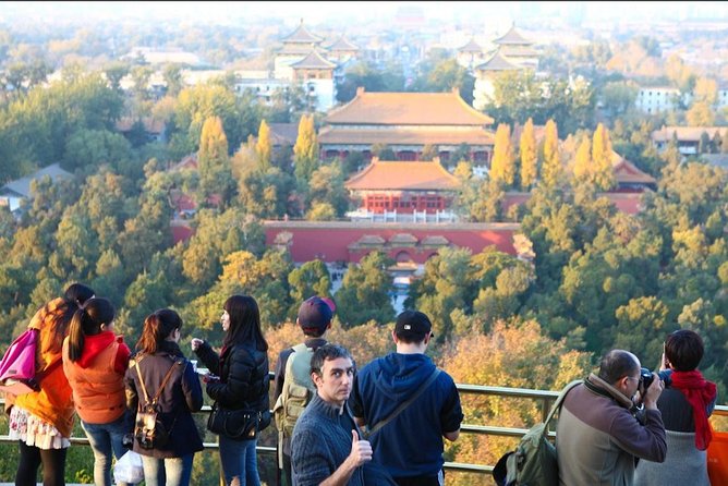 2-Hour Beijing Private Jingshan Coal Hill Park and Beihai Park Walking Tour - Starting at Jingshan’s locust tree