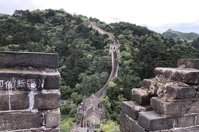 3-Day Private Beijing Sightseeing Tour with Peking Duck, Hot Pot plus Optional Show - How much walking and waiting should you expect?