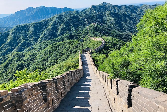 3-Day Private Tour of Incredible Beijing Highlights - Day two: Mutianyu and the Ming imperial tombs