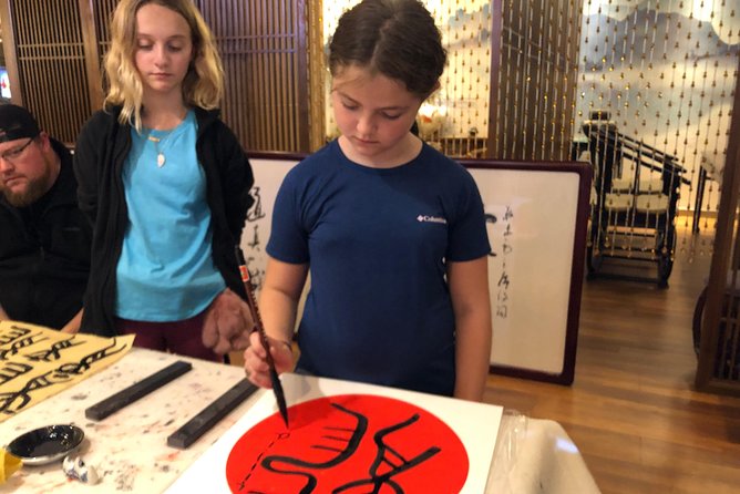 4-Hour Private Tour of Calligraphy Class, Hutong and Dumplings - Key points at a glance