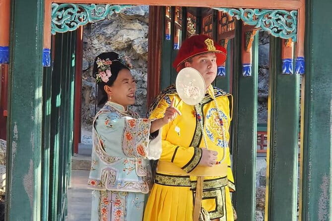 4-Hour Small Group Tour to Forbidden City with Entry Tickets - Tiananmen Square option: a historic opening act