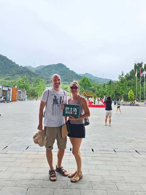 Afternoon Bus Transfer to Mutianyu Great Wall + Entry Ticket - Should you book it?