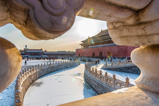 All Inclusive Private Custom Day Tour: Beijing City Discovery - Lunch between the palace and the lake