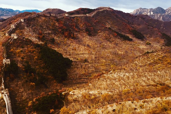 All Inclusive Private Hiking Tour from Huanghuacheng Water Great Wall to Xishuiyu - The 8:00 a.m. pickup keeps the day simple