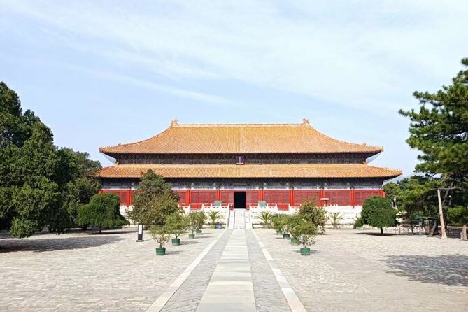 All Inclusive Private Tour: Juyongguan Greatwall, Sacred Road, MingTombs - Is $186.94 per person good value?