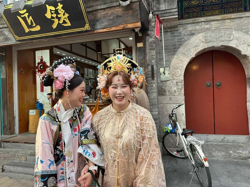 All-Inclusive Tour: Tiananmen Sq, Forbidden City, Great Wall - The 1.5-hour ride to Mutianyu