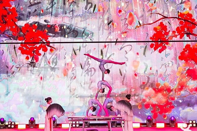Beijing Acrobatic Show at Regal Palace Theatre (Qin Le Gong） - Choosing a seat in the VIP section