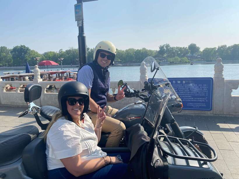Beijing:Ancient & Modern City Tour by Sidecar(Day/Night) - Ming City Wall Ruin Park and the ride home