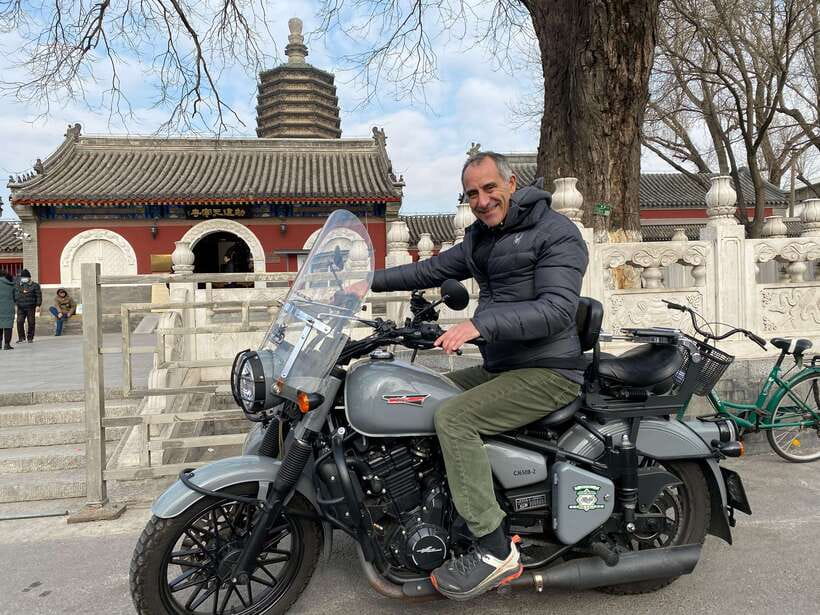 Beijing:Ancient & Modern City Tour by Sidecar(Day/Night) - Snacks, drinks, and small personal touches