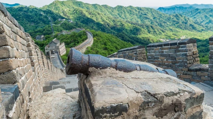 Beijing: Badaling Great Wall Ticket with Day & Night Options - Why the night show changes the visit