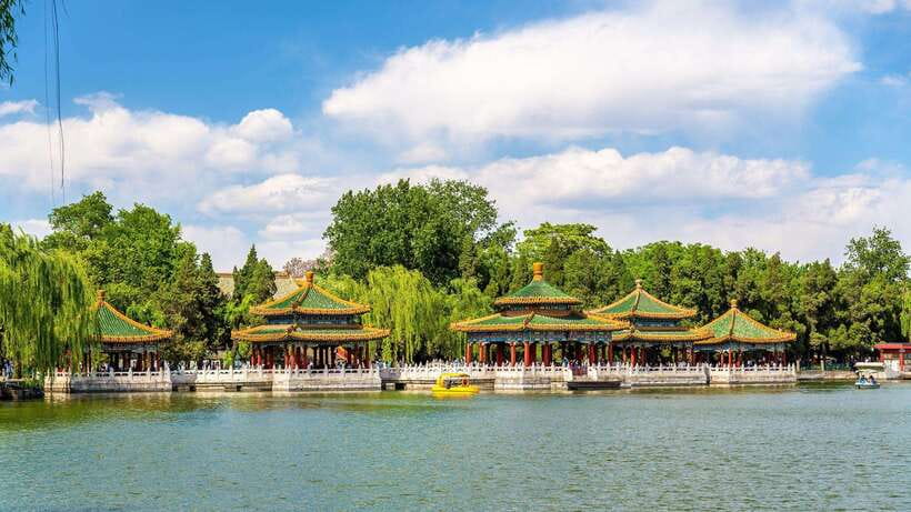 Beijing: Beihai Park Entry Ticket & English PDF Guidebook - A Three-Hour Walk Through the Lake and Gardens