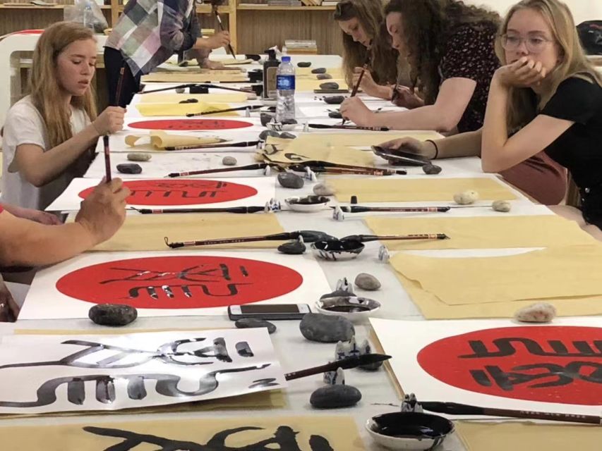 Beijing Calligraphy Class - Key points at a glance