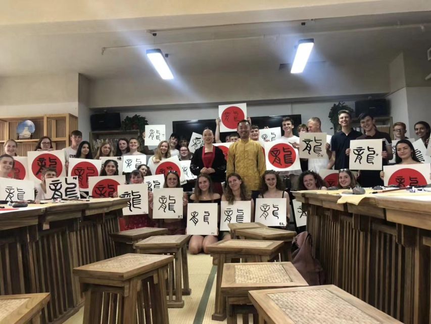 Beijing Calligraphy Class - Why Chinese calligraphy makes a good Beijing activity