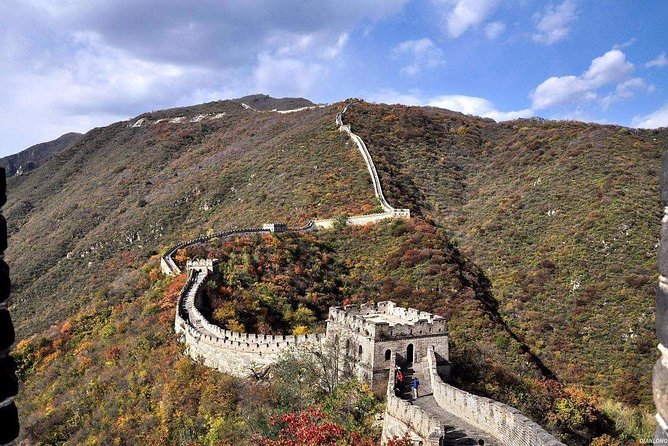 Beijing Daxing Airport Private Transfer to Mutianyu Great Wall - The drive to Mutianyu