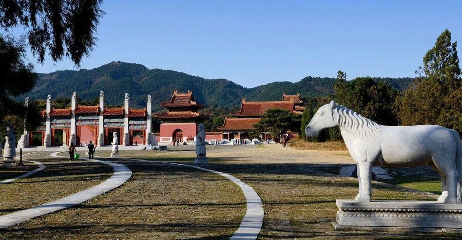 Beijing:Eastern Qing Tomb/Huangyaguan Great Wall/Dule Temple - Why this remote day trip can be worth nine hours