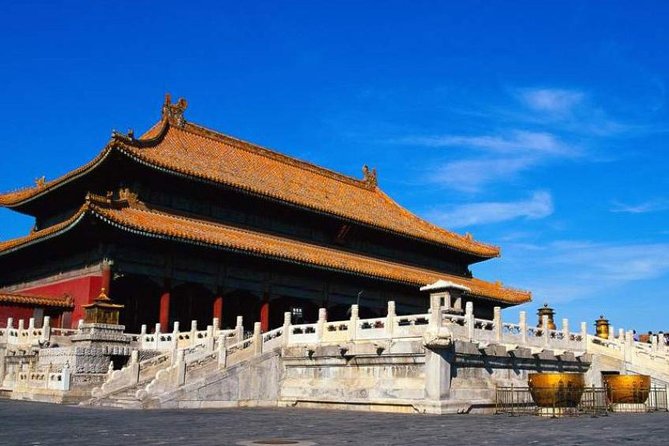 Beijing Essential Full-Day Tour including Great Wall at Badaling, Forbidden City and Tiananmen Square - Tiananmen Square: a brief look at modern China