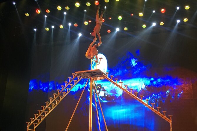 Beijing Evening Acrobat Show In Red Theater With Private Transfer - Why the acrobatics and Kung Fu work well together