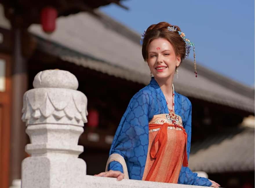 Beijing: Explore the Forbidden City in Hanfu - Entering the Forbidden City in traditional dress