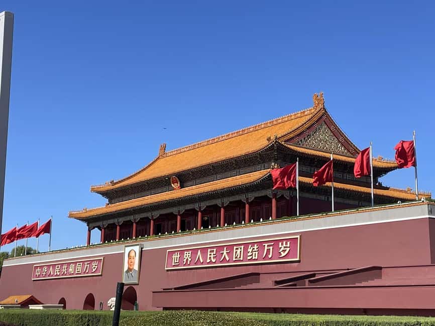 Beijing:Forbidden City and Tiananmen Square Private Tour - Public transport instead of a private car