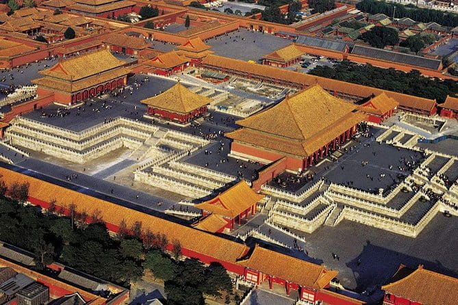 Beijing Forbidden City Small Group Tour with Tickets - Seeing the western palace and royal daily life