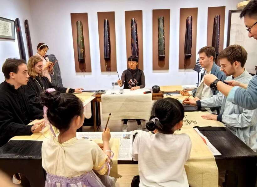Beijing Hands-On Culture Tour: Tea, Instrument, Calligraphy - Should you book the tea, Guqin, and calligraphy workshop?