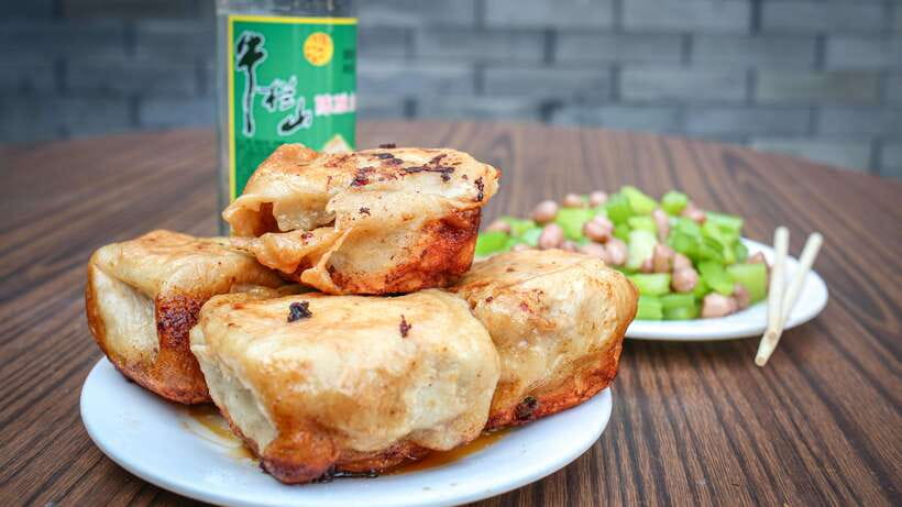 Beijing: Hidden Gems Guided Food Tour with Beer and Tastings - Why this Beijing food walk works
