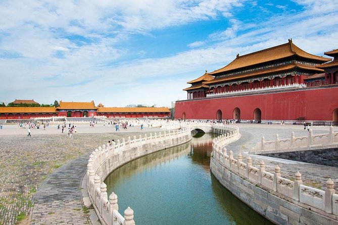 Beijing Highlights Tour: Tian'anmen Square, Forbidden City, Mutianyu Great Wall - Entering the Forbidden City after the square