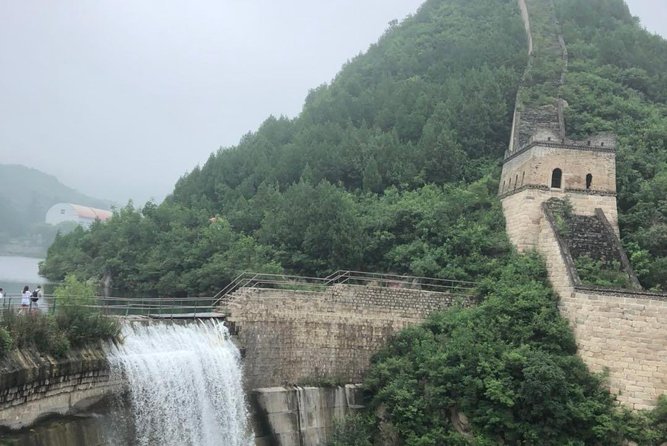 Beijing: Huanghuacheng Lakeside Great Wall Private Tour - The drive from central Beijing to the reservoir