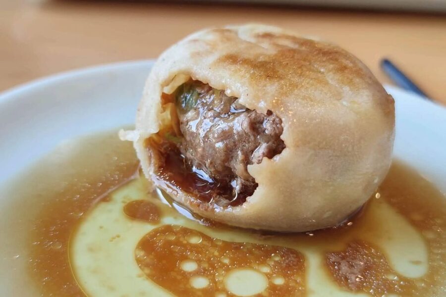 Beijing: Hutong Private Culinary Walking Tour - Beijing classics, from jianbing to baozi