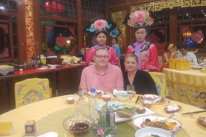 Beijing Imperial Dining Experience at Bai Jia Da Yuan Restaurant with Houhai Lake Bar Tour - What the imperial theme gets right, and where it falls short
