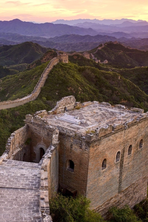 Beijing: Jinshanling and Simatai Wall&Gubei Watertown Tour - Gubei Water Town at the best time of day