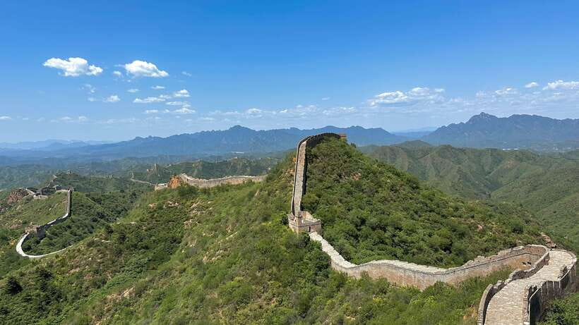 Beijing: Jinshanling Great Wall Private Tour with Options - The views are worth the effort