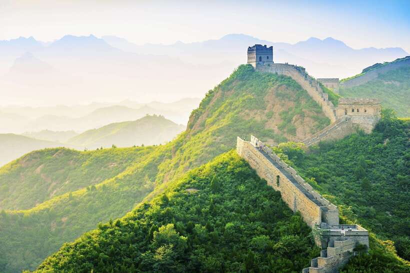 Beijing: Juyongguan Great Wall, Sacred Way & Ming Tombs Trip - Inside Dingling and the underground palace