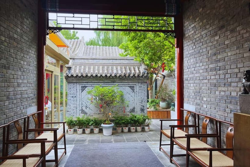 Beijing: Lama Temple E-Ticket or Full-Day Guided City Tour - What the guide adds, and where the ticket wins