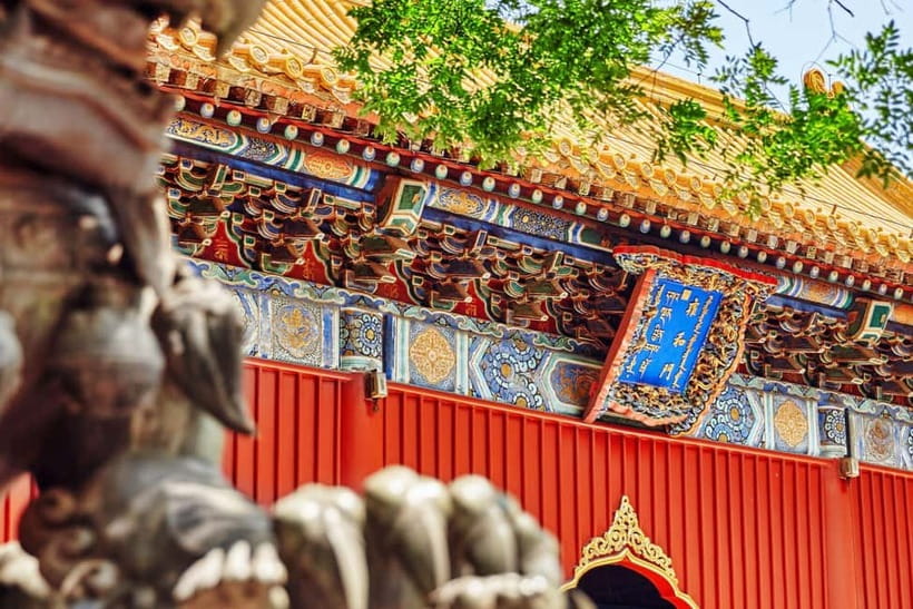 Beijing: Lama Temple Entry Ticket and Optional Guided Tour - The Lama Temple at midmorning