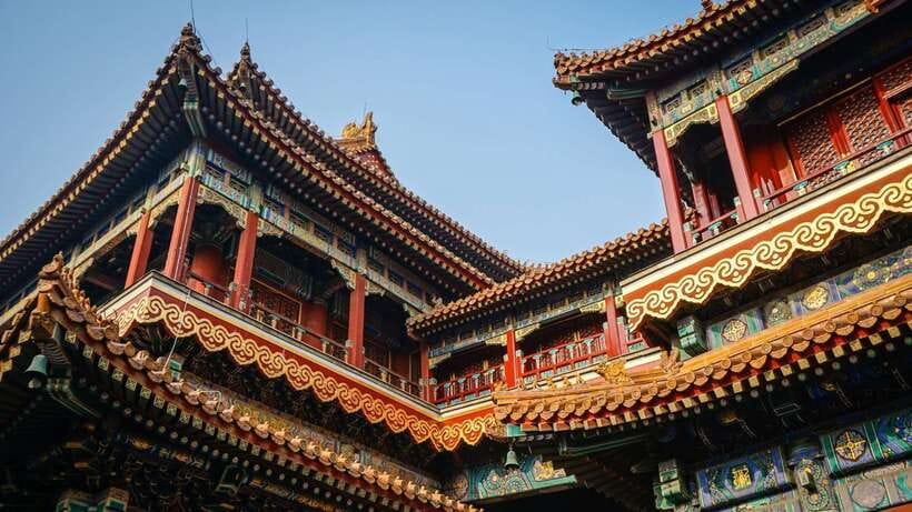 Beijing Lama temple ticket; #1 efficacious; limited Discount - The architecture: Han Chinese lines with Tibetan detail