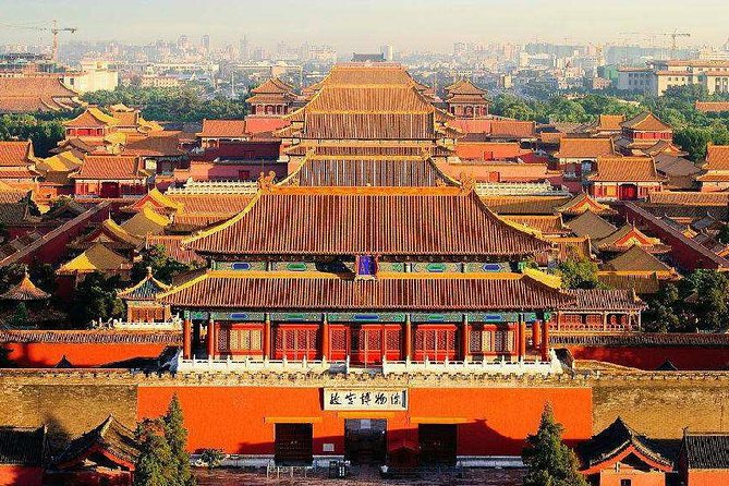 Beijing Layover Tour to Tiananmen Square and Forbidden City - Tiananmen Square in a focused 30 minutes