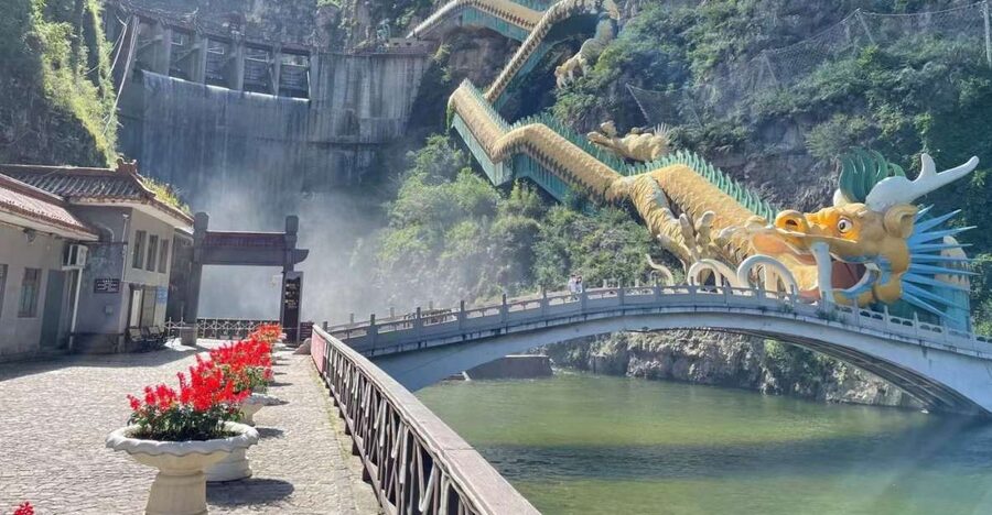 Beijing: Longqing Gorge w/Great Wall or Guyaju Private Tour - Why Longqing Gorge makes a good Beijing side trip