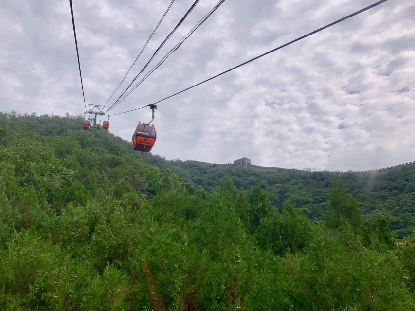 Beijing:Mutianyu/Badaling Great Wall Tour with VIP Fast Pass - What the five-hour schedule feels like