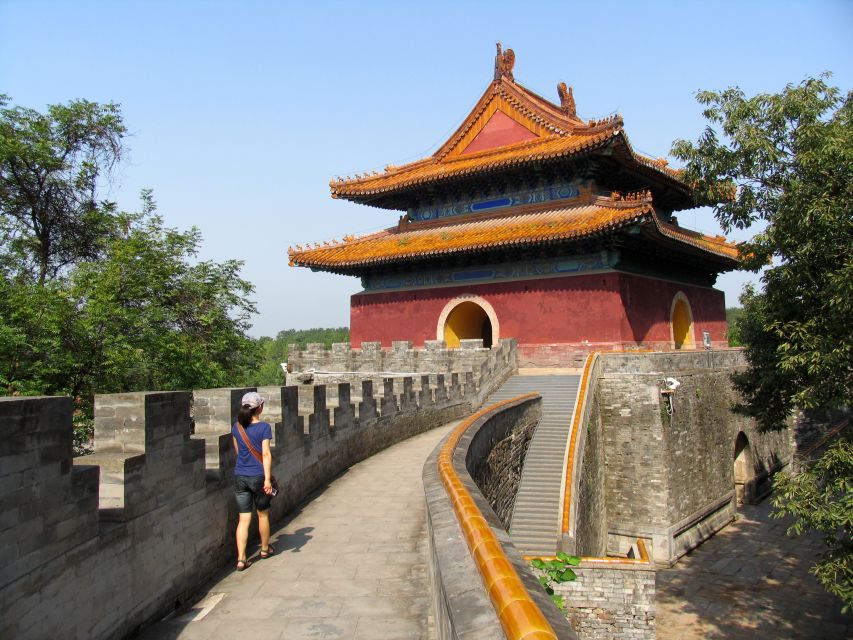 Beijing: Mutianyu Great Wall and Ming Tombs Private Tour - Who should book this Mutianyu tour?