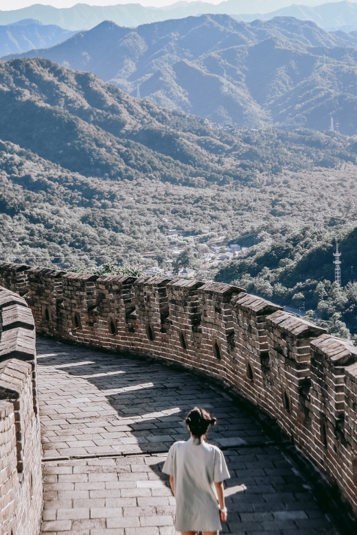 Beijing: Mutianyu & Summer Palace Tour–Group/Private Options - What the guides and drivers add
