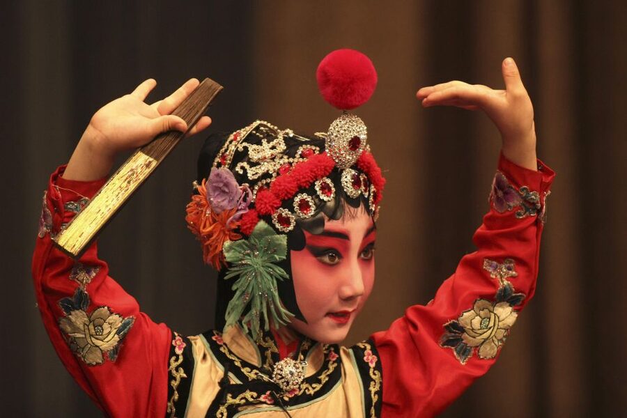 Beijing: Night Tour Of Peking Opera Show / Transfer - Reaching the Theater Before 19:30