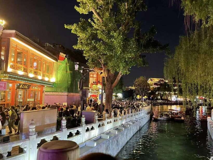 Beijing: Private Layover City Night Tour - Shichahai, Houhai, and Yandaixiejie