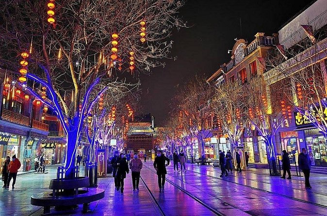 Beijing Private Night Walking Tour: Qianmen Street, Tian'ammen Square and Wangfujing Street - Who should book this evening walk?
