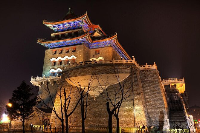 Beijing Private Night Walking Tour: Qianmen Street, Tian'ammen Square and Wangfujing Street - Tiananmen Square and the tour’s biggest timing risk