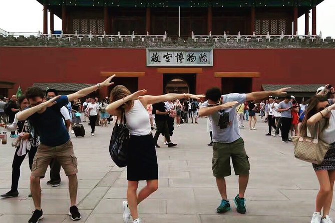 Beijing Private Tour: Mutianyu Great Wall and Forbidden City - How the private car changes the wall visit