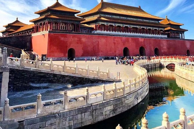 Beijing Private Tour: Mutianyu Great Wall and Forbidden City - Driver service versus a full guide