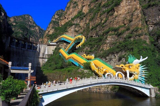 Beijing Private Tour to Badaling Great Wall and Longqing Gorge with Boat Ride - Badaling Great Wall by cable car